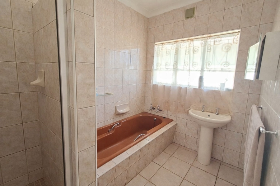 4 Bedroom Property for Sale in Sasolburg Ext 23 Free State